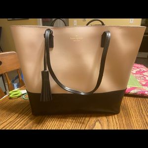 Kate Spade Tote ♠️